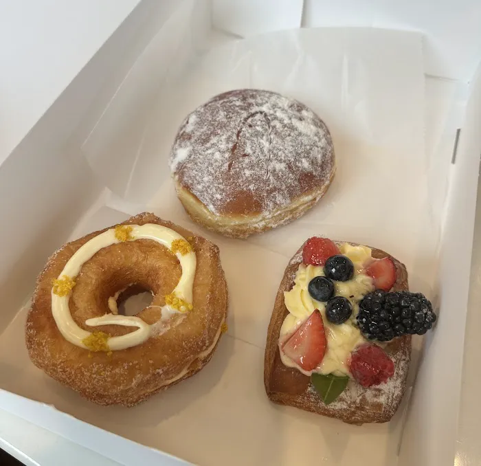 Paris Baguette Picture 1