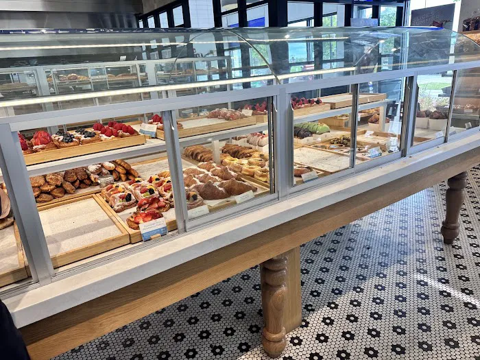 Paris Baguette Picture 2