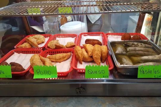 Antojitos Dominicanos