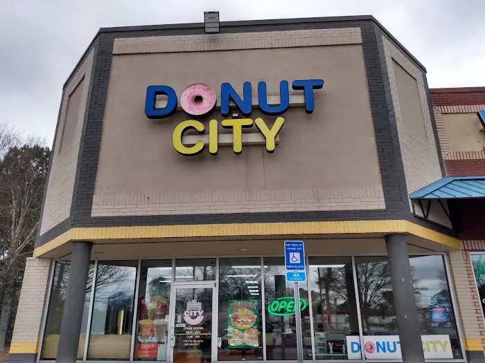 Donut City Picture 9