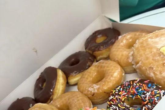 Donut World #2 ( Buford )