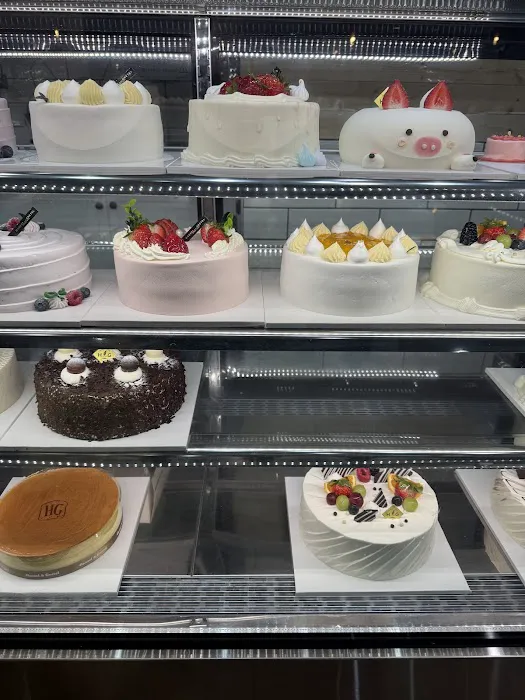 Hansel & Gretel Bakery Cafe Picture 3
