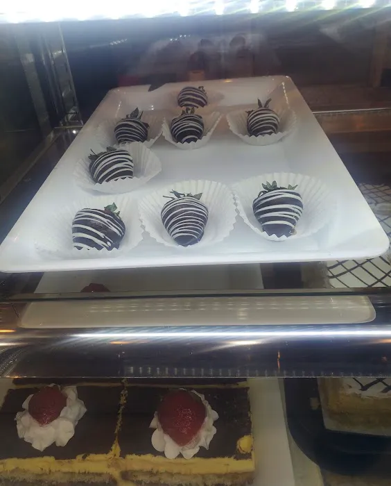 Esquisito Bakery - Sugarloaf Mills Picture 5