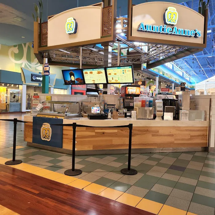 Auntie Anne's Picture 10
