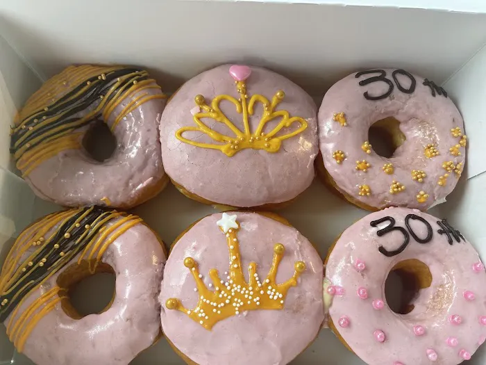 Joy Donuts Picture 3