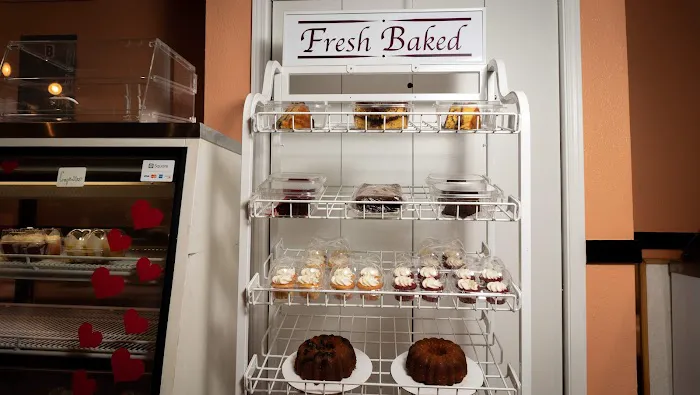 LiqCakes Bakery Picture 3