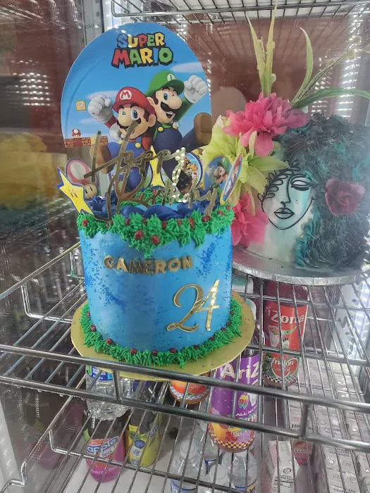 Sip and Frost Cake Bar Picture 4