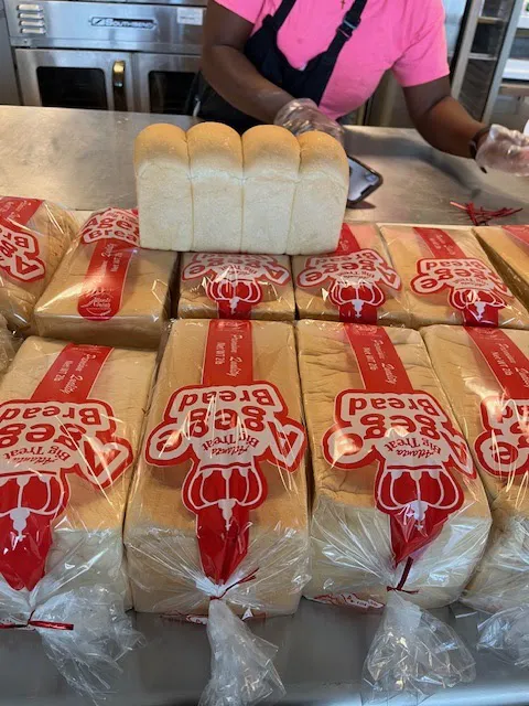 Atlanta Delish Bread Picture 8