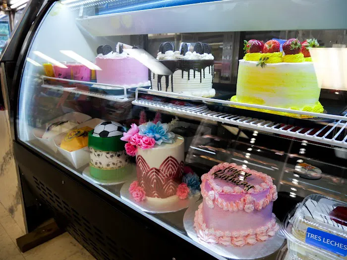 Las Delicias Cakes & Deserts Picture 9