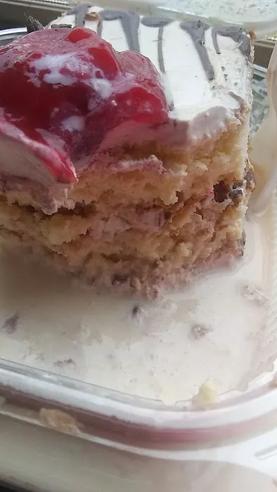 Christians Bakery 2 Picture 4