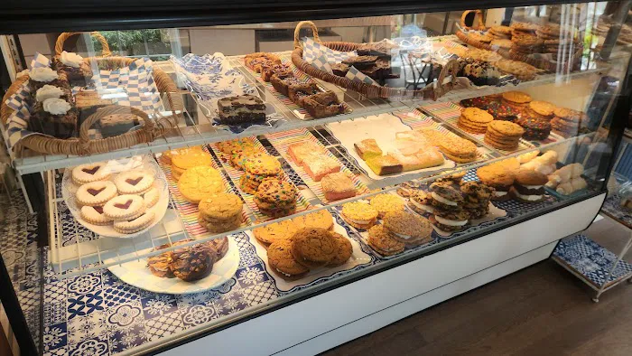 Blue Rooster Bake Shop & Eatery Picture 9