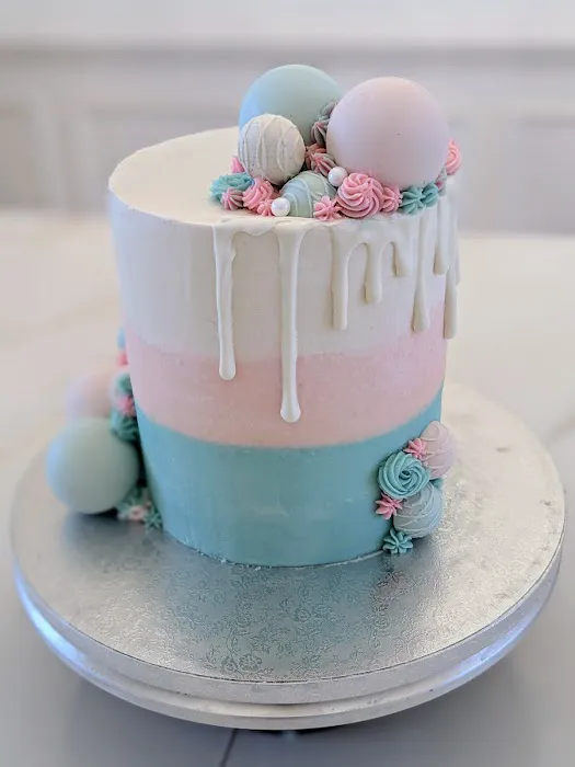 Divine Cakes Picture 1