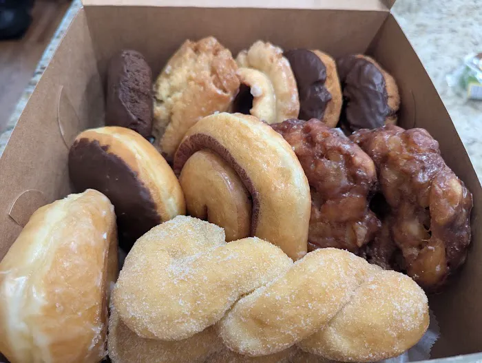 Ray's Donuts Picture 5
