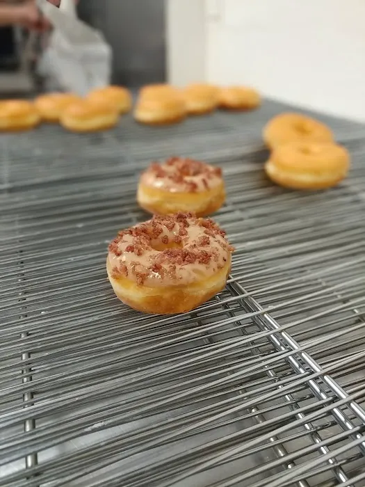 Ray's Donuts Picture 6