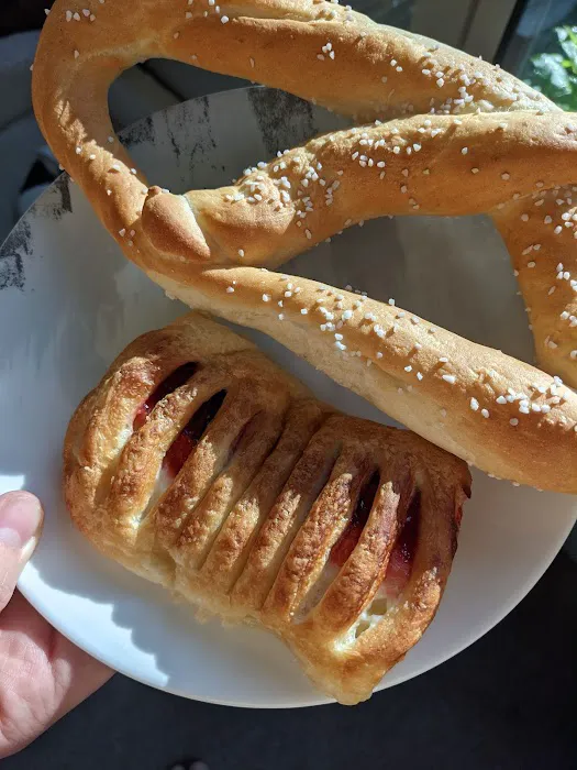 Fejzic Euro Bakery Picture 10