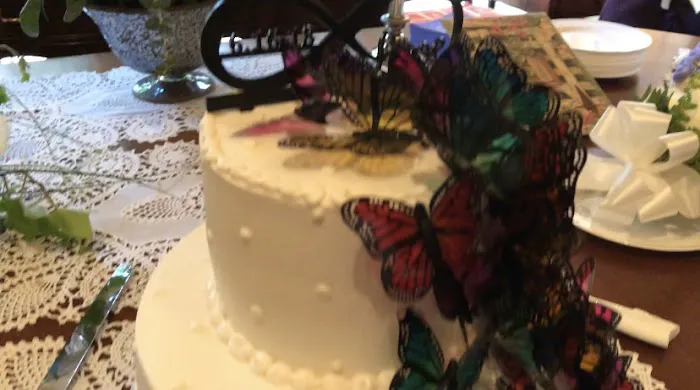 Baby Cakes Bakery Picture 10