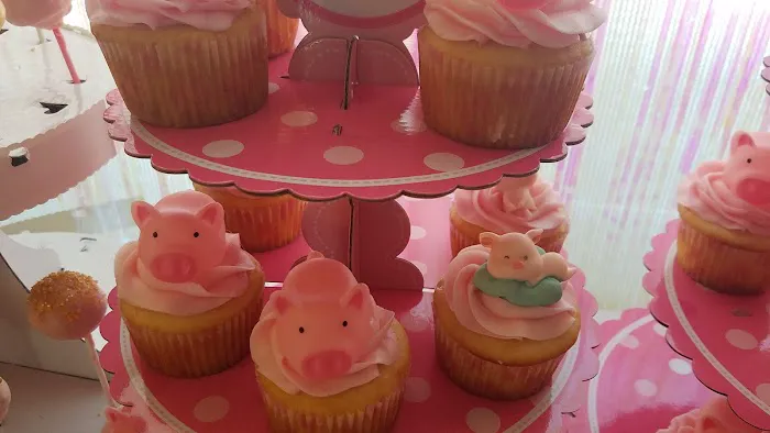 A Taste of Heaven Cakes by Tonia and Sons Picture 2