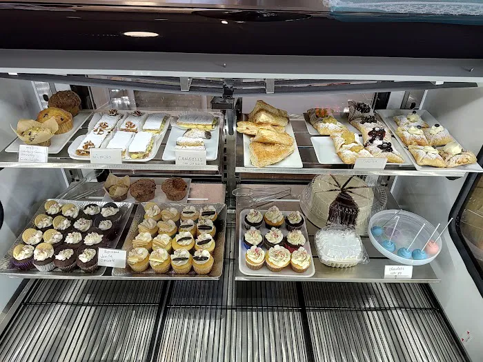 Mela's Bakery Picture 5