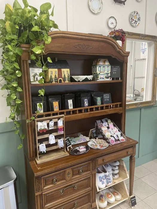 Little Rabbit Bake Shop Picture 5