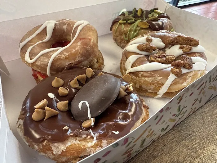 Donut King Picture 8