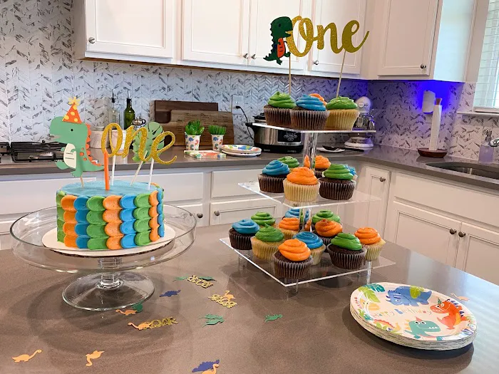 MADY CAKES BAKERY Picture 2
