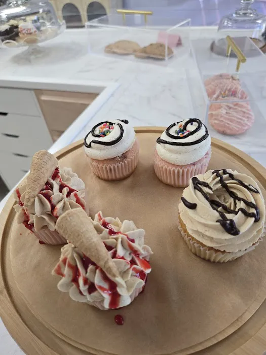 Cravings Bakery Picture 4