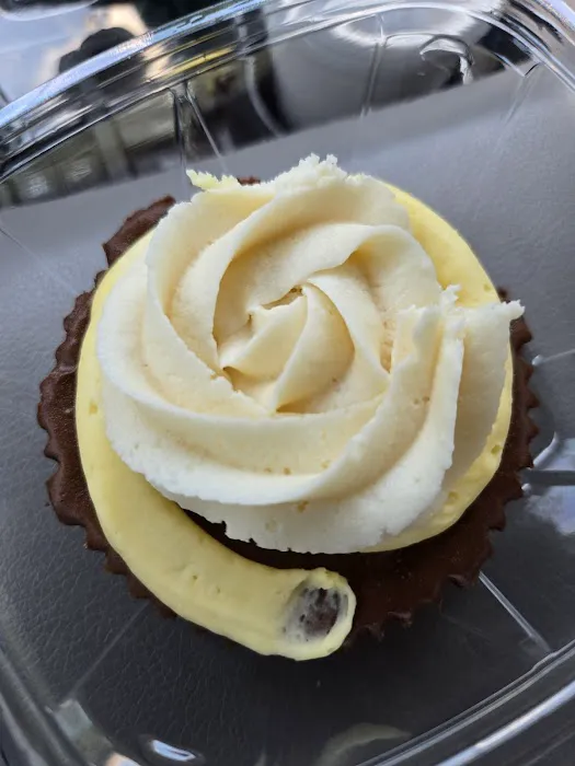 Cravings Bakery Picture 1