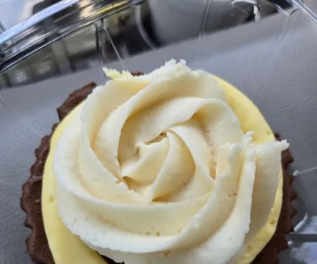 Cravings Bakery