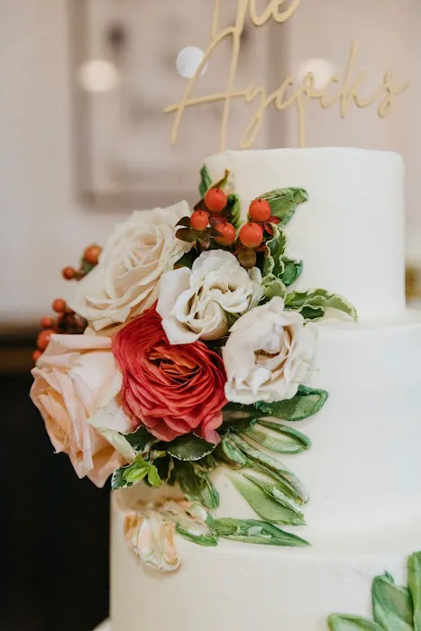Laurie Duncan- The Cake Lady Picture 1