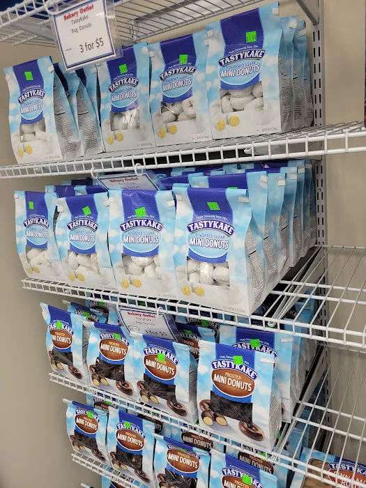 Flowers Bakery Outlet - Nature Own Bread & Tastykake Picture 3