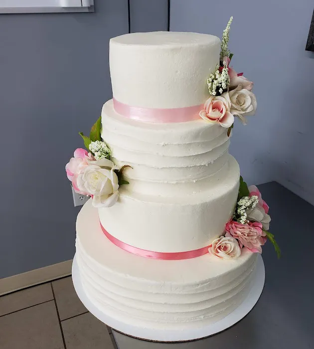 Hoosier Girl Cakery Picture 7