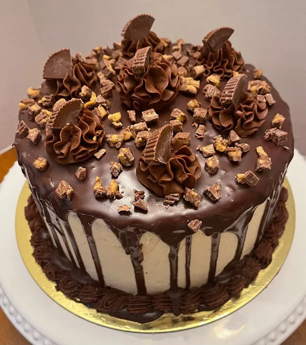 Custom Cakes and Cupcakes by Judy Picture 2