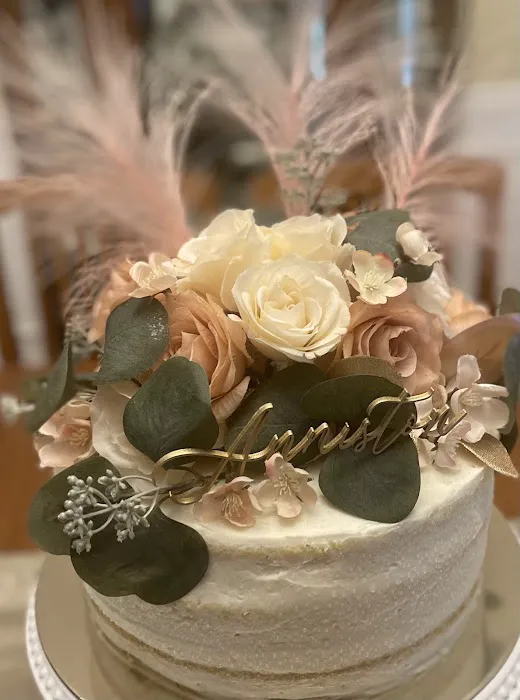Custom Cakes and Cupcakes by Judy Picture 9