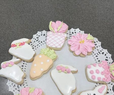 Custom Cakes and Cupcakes by Judy