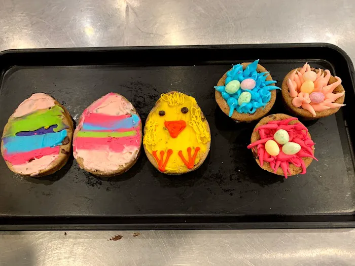 Mrs. Fields Cookies Picture 4