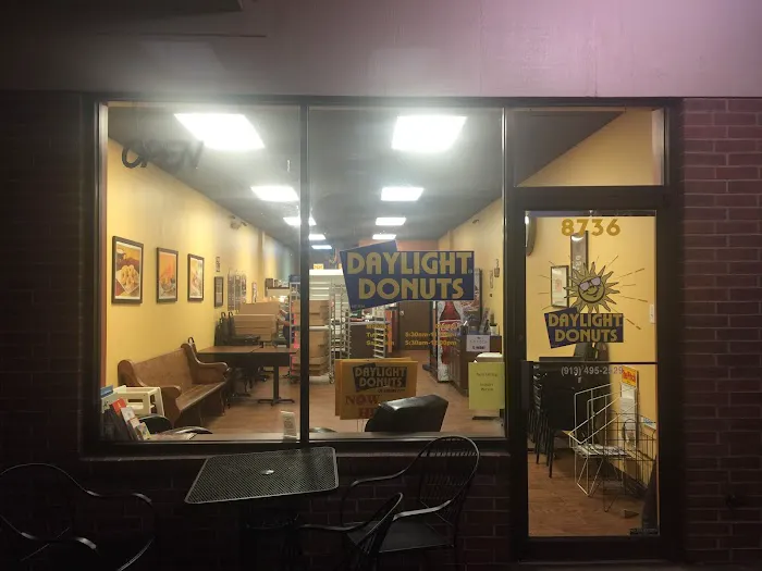 Daylight Donuts - Lenexa Picture 5