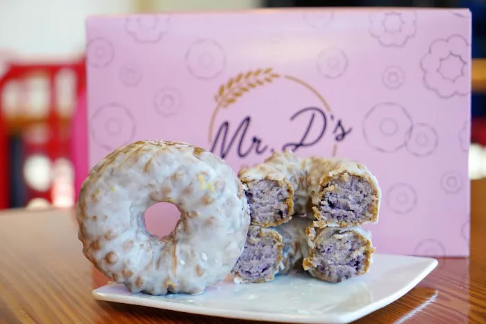Mr D's Donut Shop Picture 4