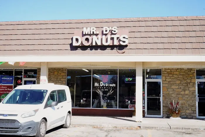 Mr D's Donut Shop Picture 2