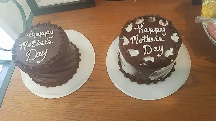 Cecilia’s Cake Shop Picture 2