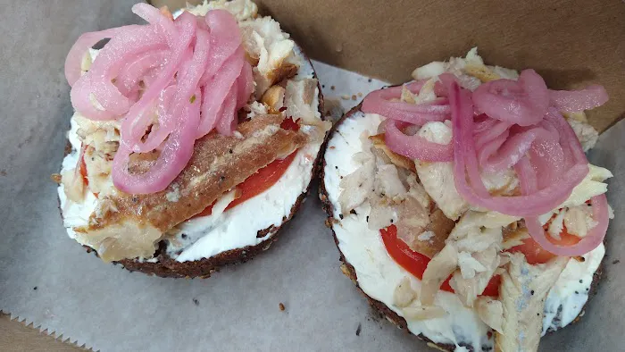 Ideal Bagel Picture 7