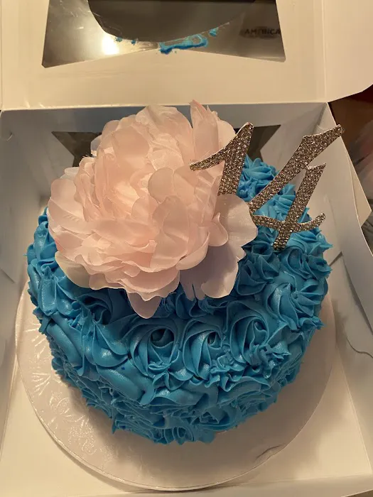 Simply B’liciouS Cakes Picture 6