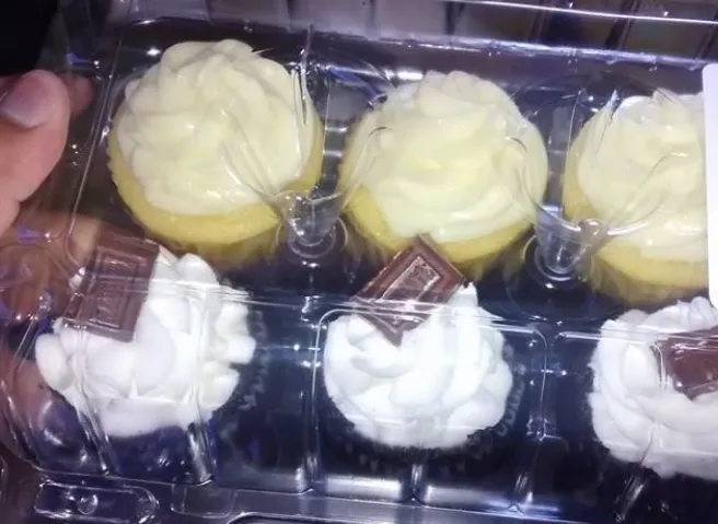 Simply B’liciouS Cakes Picture 8