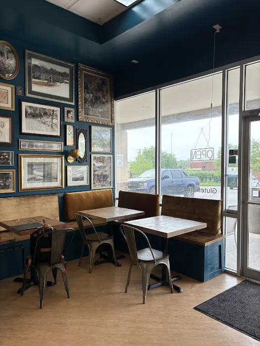 Mud Pie Bakery Picture 1