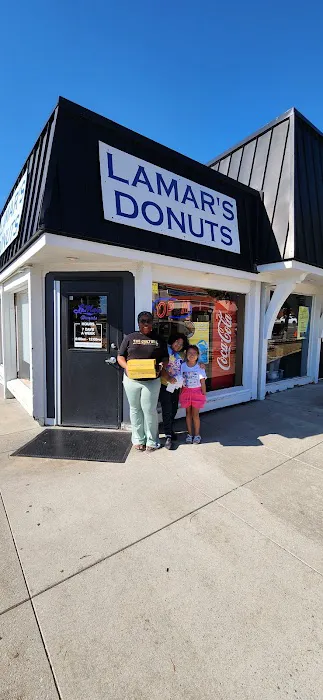 LaMar's Donuts and Coffee Picture 1
