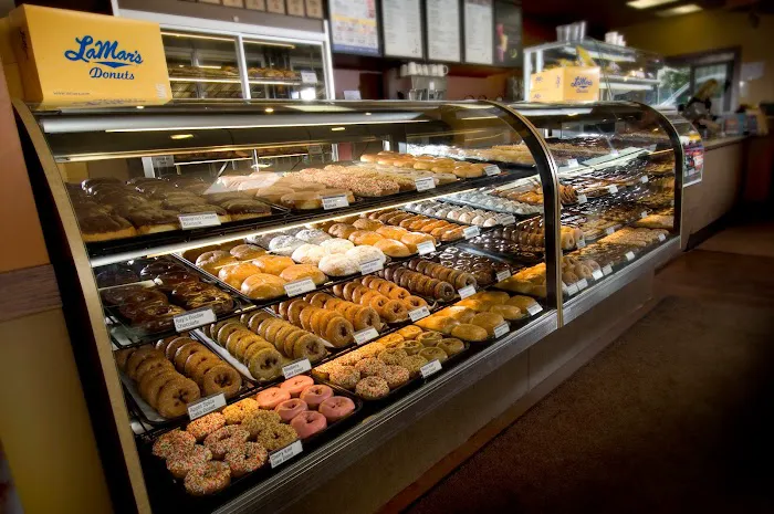 LaMar's Donuts and Coffee Picture 3