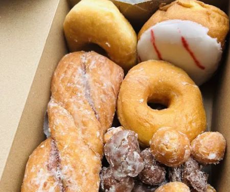 LaMar's Donuts and Coffee