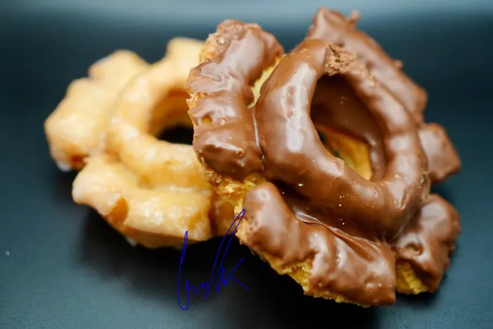 Daylight Donuts - Olathe ( Mur-Len ) Picture 3