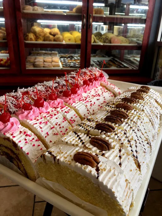 Celia's Bakery Picture 5