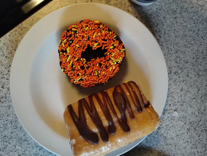 Hana's Donuts Picture 9