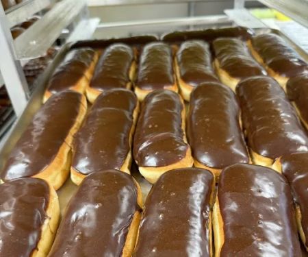 Le Donuts & Coffee